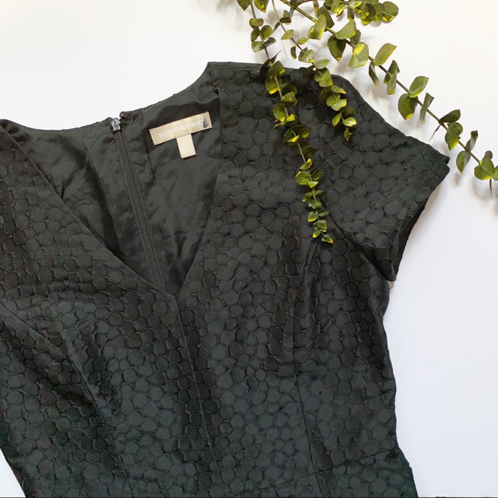 BANANA REPUBLIC | Fit & Flare Eyelet Dress